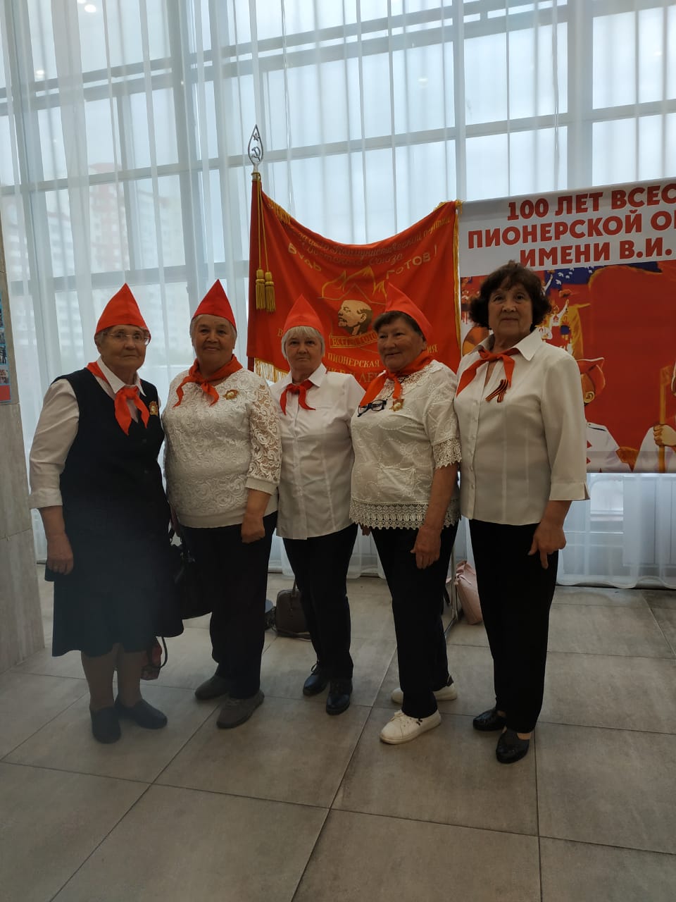 Пора возрождать пионерию!